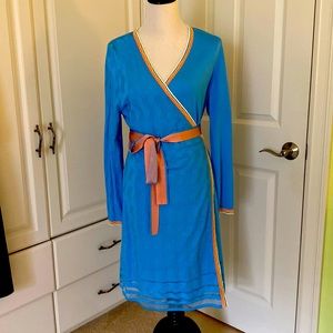 DVF wrap dress. Cotton knit. Long sleeves